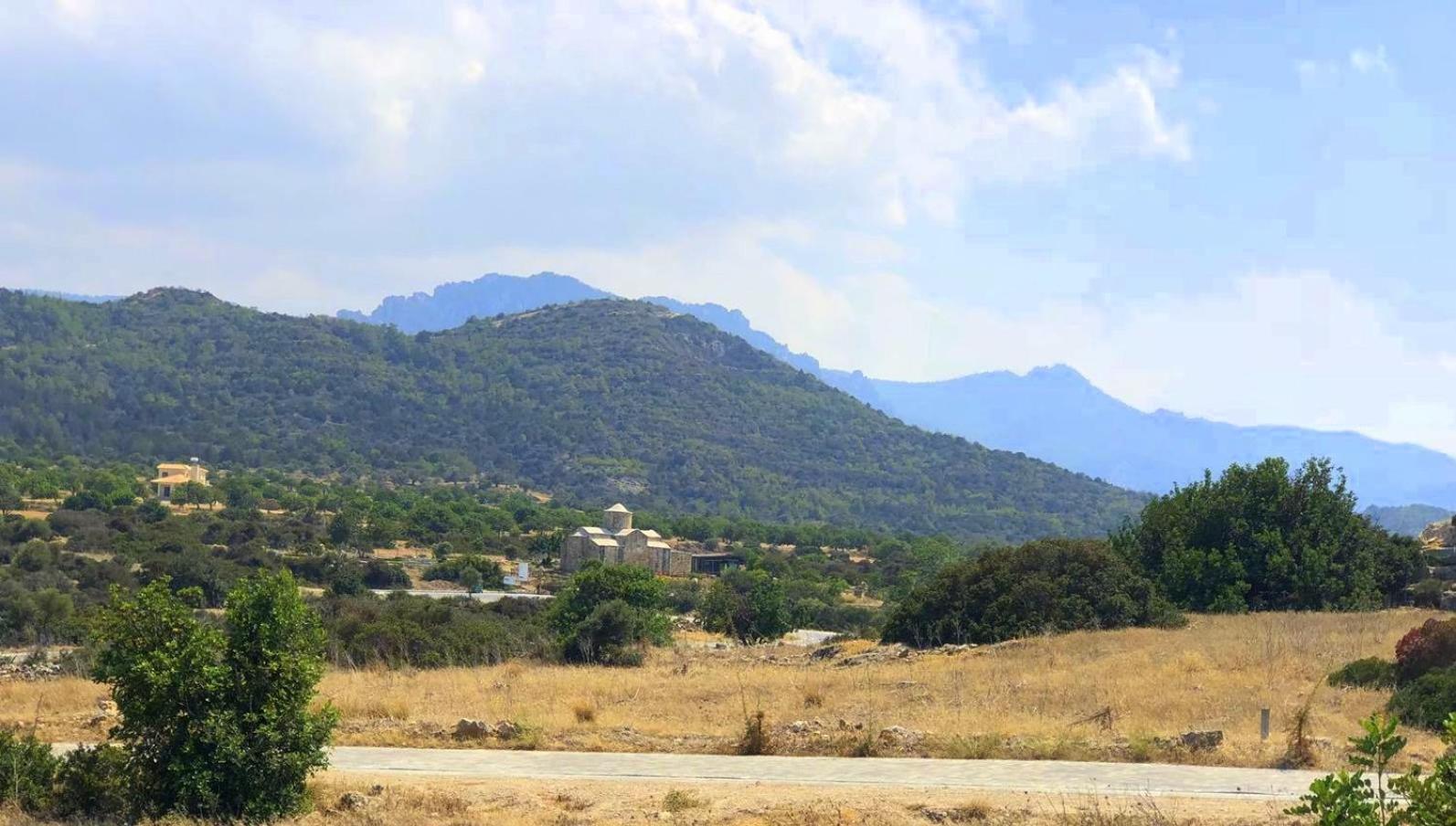 Agios Georgios  Zambak Holiday Village & Restaurant Superb Seafront Location ! מראה חיצוני תמונה