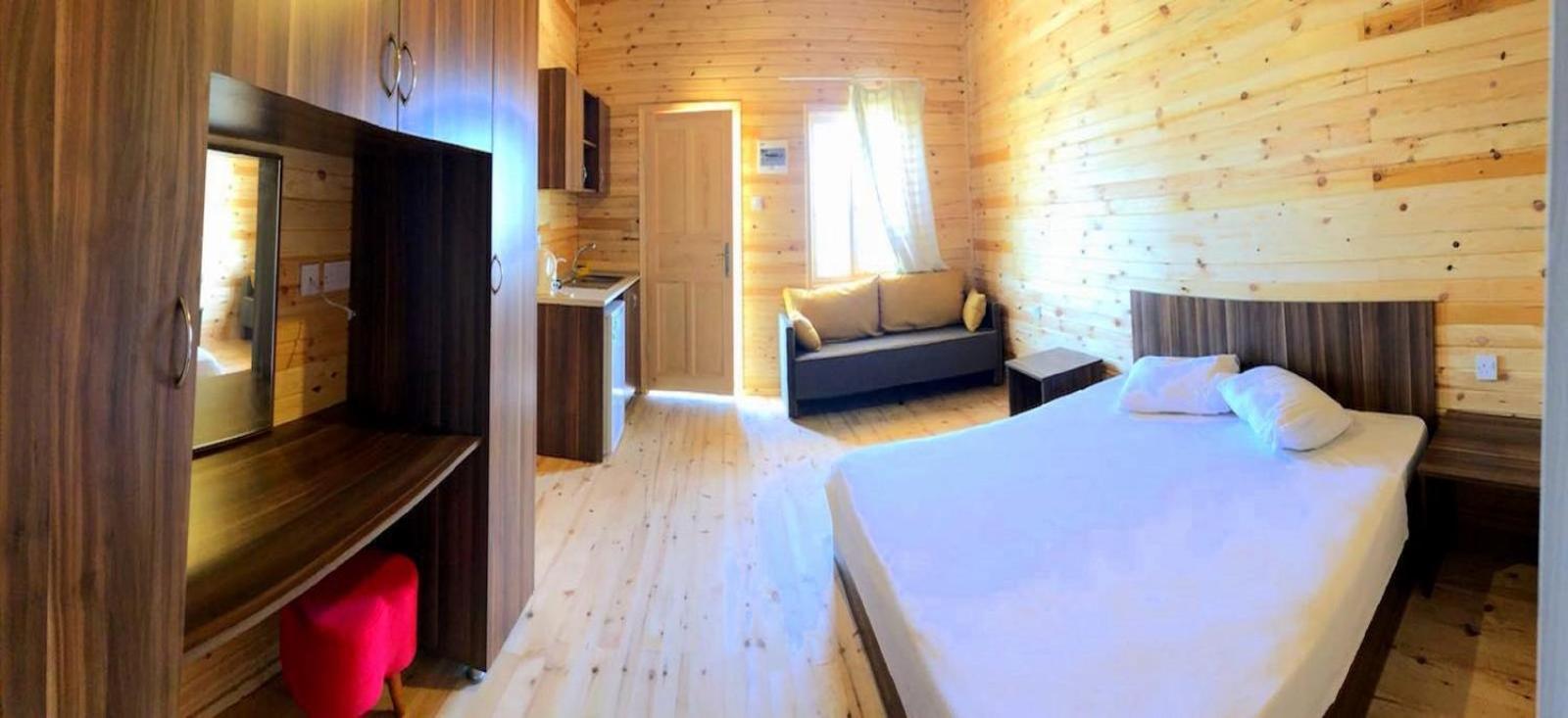 Agios Georgios  Zambak Holiday Village & Restaurant Superb Seafront Location ! מראה חיצוני תמונה