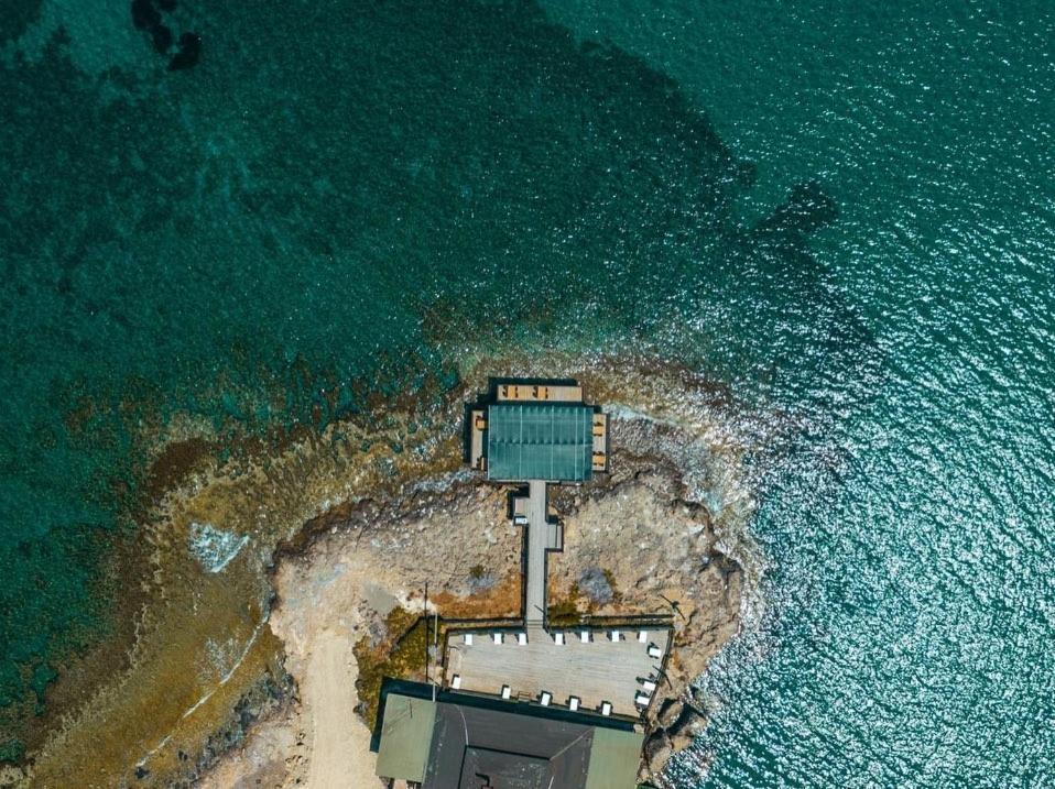 Agios Georgios  Zambak Holiday Village & Restaurant Superb Seafront Location ! מראה חיצוני תמונה