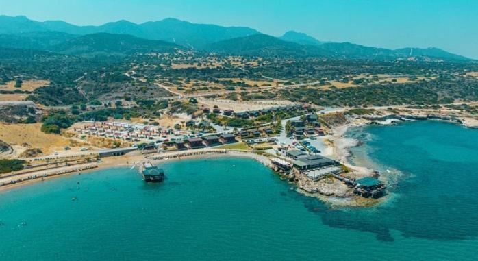 Agios Georgios  Zambak Holiday Village & Restaurant Superb Seafront Location ! מראה חיצוני תמונה
