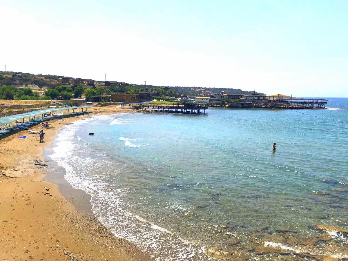 Agios Georgios  Zambak Holiday Village & Restaurant Superb Seafront Location ! מראה חיצוני תמונה